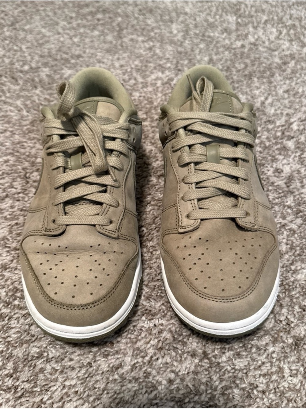 Women’s Casual Low-Top Sneakers in Olive/Taupe